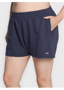 Tommy Jeans Curve Szorty sportowe Cry DW0DW12975 Granatowy Relaxed Fit ze sklepu MODIVO w kategorii Szorty - zdjęcie 182622251