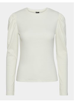 Pieces Bluzka Janna 17148584 Biały Regular Fit ze sklepu MODIVO w kategorii Bluzki damskie - zdjęcie 182622564