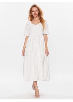 YAS Sukienka 26029550 Biały Loose Fit ze sklepu MODIVO w kategorii Sukienki - zdjęcie 182622853
