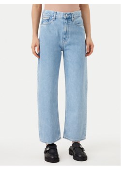Calvin Klein Jeans Jeansy Barrel J20J225006 Niebieski Loose Fit ze sklepu MODIVO w kategorii Jeansy damskie - zdjęcie 182622931