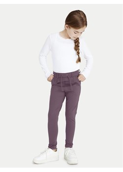 NAME IT Spodnie materiałowe 13142465 Fioletowy Regular Fit ze sklepu MODIVO w kategorii Spodnie dziewczęce - zdjęcie 182622942