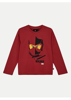 LEGO Bluzka LWTANO 12011296 Czerwony Regular Fit ze sklepu MODIVO w kategorii T-shirty chłopięce - zdjęcie 182623054