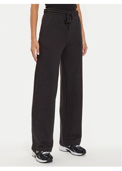 Brave Soul Spodnie dresowe LJB-69JENNABLK Czarny Wide Leg ze sklepu MODIVO w kategorii Spodnie damskie - zdjęcie 182623540