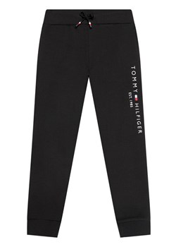 Tommy Hilfiger Spodnie dresowe Essential KS0KS00214 Czarny Regular Fit ze sklepu MODIVO w kategorii Spodnie chłopięce - zdjęcie 182623624