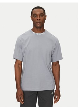 The North Face T-Shirt Zumu NF0A87DD Szary Regular Fit ze sklepu MODIVO w kategorii T-shirty męskie - zdjęcie 182623722