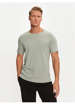 Calvin Klein Performance T-Shirt 00GMS3K108 Szary Regular Fit ze sklepu MODIVO w kategorii T-shirty męskie - zdjęcie 182624841