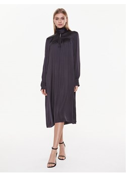 Herskind Sukienka codzienna Alberte 4636370 Szary Relaxed Fit - id: 0000301634010 - marki Herskind - 182625864 Herskind Sukienka codzienna Alberte 4636370 Szary Relaxed Fit ze sklepu MODIVO w kategorii Sukienki - zdjęcie 182625864
