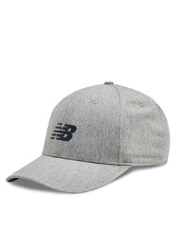 New Balance Czapka z daszkiem LAH41013AG Szary ze sklepu MODIVO w kategorii Czapki z daszkiem męskie - zdjęcie 182626283