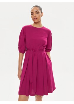 Weekend Max Mara Sukienka koktajlowa Jumbo 2415621072650 Różowy Regular Fit - id: 0000303626389 - marki Max Mara - 182627622 Weekend Max Mara Sukienka koktajlowa Jumbo 2415621072650 Różowy Regular Fit ze sklepu MODIVO w kategorii Sukienki - zdjęcie 182627622