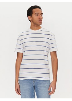 Calvin Klein T-Shirt K10K114457 Niebieski Regular Fit ze sklepu MODIVO w kategorii T-shirty męskie - zdjęcie 182627914
