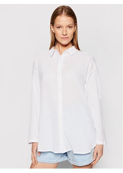Seafolly Koszula Classic 54027-TO Biały Regular Fit ze sklepu MODIVO w kategorii Koszule damskie - zdjęcie 182628181