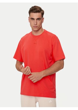 adidas T-Shirt ALL SZN IR9110 Czerwony Loose Fit ze sklepu MODIVO w kategorii T-shirty męskie - zdjęcie 182628720