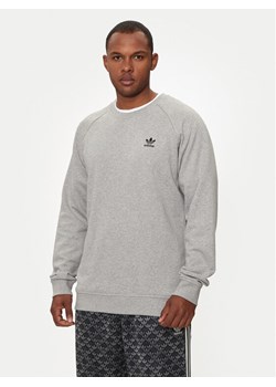 adidas Bluza Trefoil Essentials IX7677 Szary Regular Fit ze sklepu MODIVO w kategorii Bluzy męskie - zdjęcie 182629253