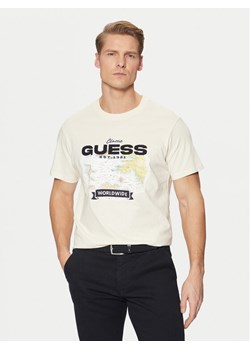 Guess T-Shirt M5RI10 I3Z14 Écru Regular Fit ze sklepu MODIVO w kategorii T-shirty męskie - zdjęcie 182630680