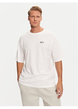 K1X T-Shirt 60690060 Biały Regular Fit ze sklepu MODIVO w kategorii T-shirty męskie - zdjęcie 182630712