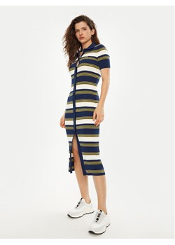 Lacoste Sukienka dzianinowa EF2554 Granatowy Slim Fit ze sklepu MODIVO w kategorii Sukienki - zdjęcie 182631102