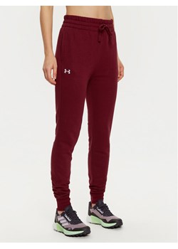 Under Armour Spodnie dresowe Ua Rival Fleece Jogger 1379438 Bordowy Loose Fit - id: 0000304112874 - marki Under Armour - 182631462 Under Armour Spodnie dresowe Ua Rival Fleece Jogger 1379438 Bordowy Loose Fit ze sklepu MODIVO w kategorii Spodnie damskie - zdjęcie 182631462
