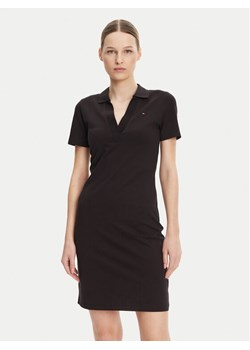 Tommy Hilfiger Sukienka codzienna WW0WW42567 Czarny Slim Fit ze sklepu MODIVO w kategorii Sukienki - zdjęcie 182632322