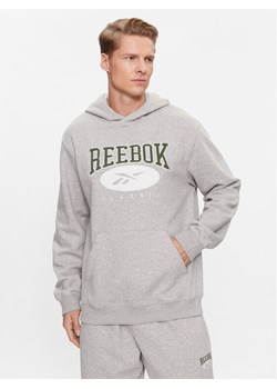 Reebok Bluza Archive Essentials IM1529 Szary Regular Fit ze sklepu MODIVO w kategorii Bluzy męskie - zdjęcie 182632601