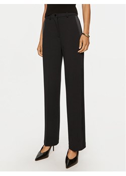 ViCOLO Spodnie materiałowe TS0207 Czarny Regular Fit ze sklepu MODIVO w kategorii Spodnie damskie - zdjęcie 182632680