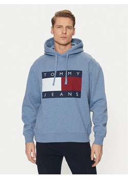 Tommy Jeans Bluza Flag DM0DM21174 Niebieski Regular Fit ze sklepu MODIVO w kategorii Bluzy męskie - zdjęcie 182633123