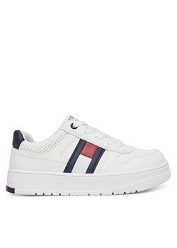 Tommy Hilfiger Sneakersy Flag Low Cut Velcro Sneaker T3X9-33859-1355 M Biały ze sklepu MODIVO w kategorii Buty sportowe dziecięce - zdjęcie 182633413