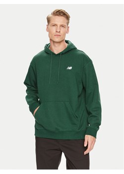 New Balance Bluza Small Logo MT41508 Zielony Regular Fit ze sklepu MODIVO w kategorii Bluzy męskie - zdjęcie 182635230
