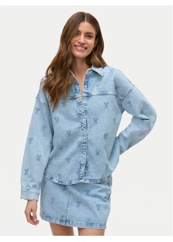 Vero Moda Koszula jeansowa Hayden 10326371 Niebieski Oversize ze sklepu MODIVO w kategorii Koszule damskie - zdjęcie 182636300