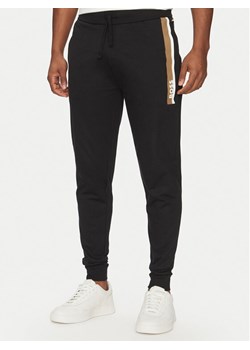 BOSS Spodnie dresowe Authentic 50540654 Czarny Regular Fit ze sklepu MODIVO w kategorii Spodnie męskie - zdjęcie 182636882