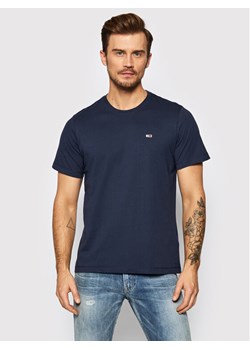 Tommy Jeans T-Shirt Classic DM0DM09598 Granatowy Regular Fit ze sklepu MODIVO w kategorii T-shirty męskie - zdjęcie 182637173