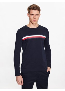Tommy Hilfiger Longsleeve Monotype Chest Stripe MW0MW32366 Granatowy Slim Fit ze sklepu MODIVO w kategorii T-shirty męskie - zdjęcie 182637254