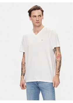 Gap T-Shirt 753771-00 Biały Regular Fit ze sklepu MODIVO w kategorii T-shirty męskie - zdjęcie 182637630