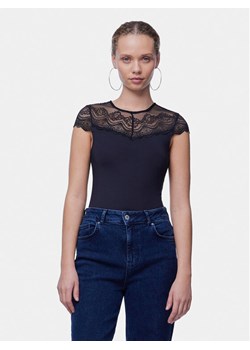 Pieces Body Sinna 17148090 Czarny Slim Fit ze sklepu MODIVO w kategorii Bluzki damskie - zdjęcie 182638331