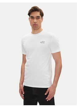 Mustang T-Shirt Austin 1016280 Biały Regular Fit ze sklepu MODIVO w kategorii T-shirty męskie - zdjęcie 182640073