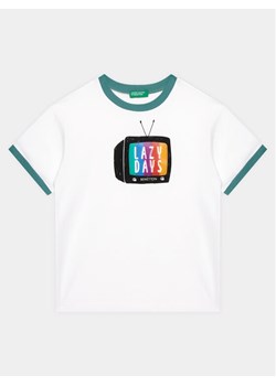 United Colors Of Benetton T-Shirt 3096C10HI Biały Regular Fit ze sklepu MODIVO w kategorii T-shirty chłopięce - zdjęcie 182641722