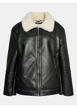 Gina Tricot Kurtka z imitacji skóry 20499 Czarny Regular Fit ze sklepu MODIVO w kategorii Kurtki damskie - zdjęcie 182642391