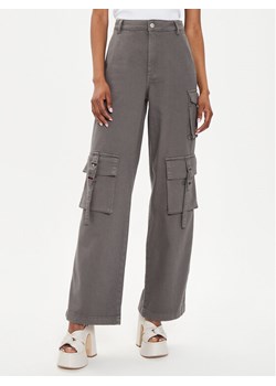 Gestuz Spodnie materiałowe Mirza 10908720 Szary Relaxed Fit ze sklepu MODIVO w kategorii Spodnie damskie - zdjęcie 182642490