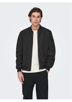 Only & Sons Kurtka bomber Joshua 22023287 Czarny Regular Fit ze sklepu MODIVO w kategorii Kurtki męskie - zdjęcie 182642703