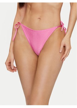 Calvin Klein Swimwear Dół od bikini KW0KW02390 Różowy ze sklepu MODIVO w kategorii Stroje kąpielowe - zdjęcie 182642974