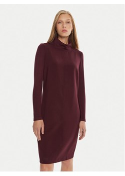 Tatuum Sukienka dzianinowa Sagamia T2321.196B Bordowy Regular Fit ze sklepu MODIVO w kategorii Sukienki - zdjęcie 182643522