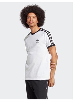 adidas T-Shirt Adicolor Classics 3-Stripes T-Shirt IA4846 Biały Slim Fit ze sklepu MODIVO w kategorii T-shirty męskie - zdjęcie 182644214