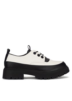 DeeZee Loafersy WS5875-10 Biały ze sklepu MODIVO w kategorii Lordsy damskie - zdjęcie 182645314