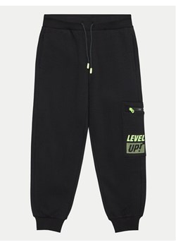 United Colors Of Benetton Spodnie dresowe 3WFMCF05R Czarny Regular Fit ze sklepu MODIVO w kategorii Spodnie chłopięce - zdjęcie 182645820