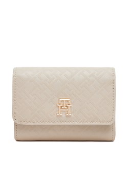 Tommy Hilfiger Duży Portfel Damski Th Distinct Trifold Wallet Mono AW0AW17257 Écru ze sklepu MODIVO w kategorii Portfele damskie - zdjęcie 182645990