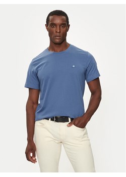 Calvin Klein Jeans T-Shirt J30J325268 Niebieski Regular Fit ze sklepu MODIVO w kategorii T-shirty męskie - zdjęcie 182646801