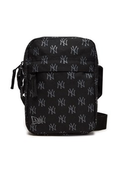 New Era Saszetka Monogram Side Nyy 60503771 Czarny ze sklepu MODIVO w kategorii Torby męskie - zdjęcie 182646894