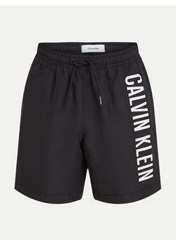 Calvin Klein Swimwear Szorty kąpielowe KV0KV00053 Czarny Regular Fit ze sklepu MODIVO w kategorii Kąpielówki chłopięce - zdjęcie 182647304