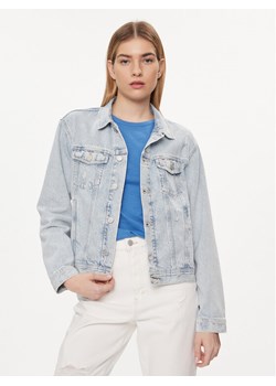Tommy Jeans Kurtka jeansowa Flag DW0DW18331 Niebieski Regular Fit ze sklepu MODIVO w kategorii Kurtki damskie - zdjęcie 182648092