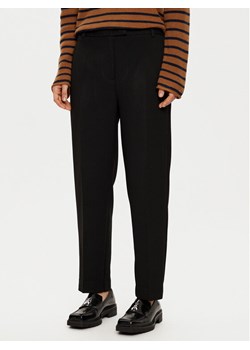 Tommy Hilfiger Chinosy WW0WW44090 Czarny Regular Fit ze sklepu MODIVO w kategorii Spodnie damskie - zdjęcie 182649271
