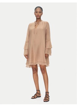 ViCOLO Sukienka letnia TD0753 Beżowy Regular Fit ze sklepu MODIVO w kategorii Sukienki - zdjęcie 182649331